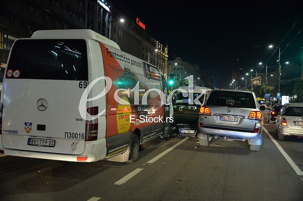 Saobracajna nesreca na Terazijama