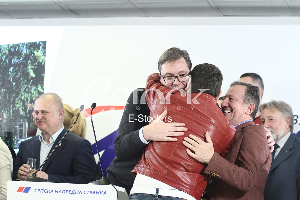 Press Conference SNS