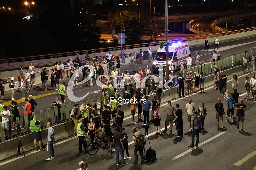 Protest Srbija protiv nasilja