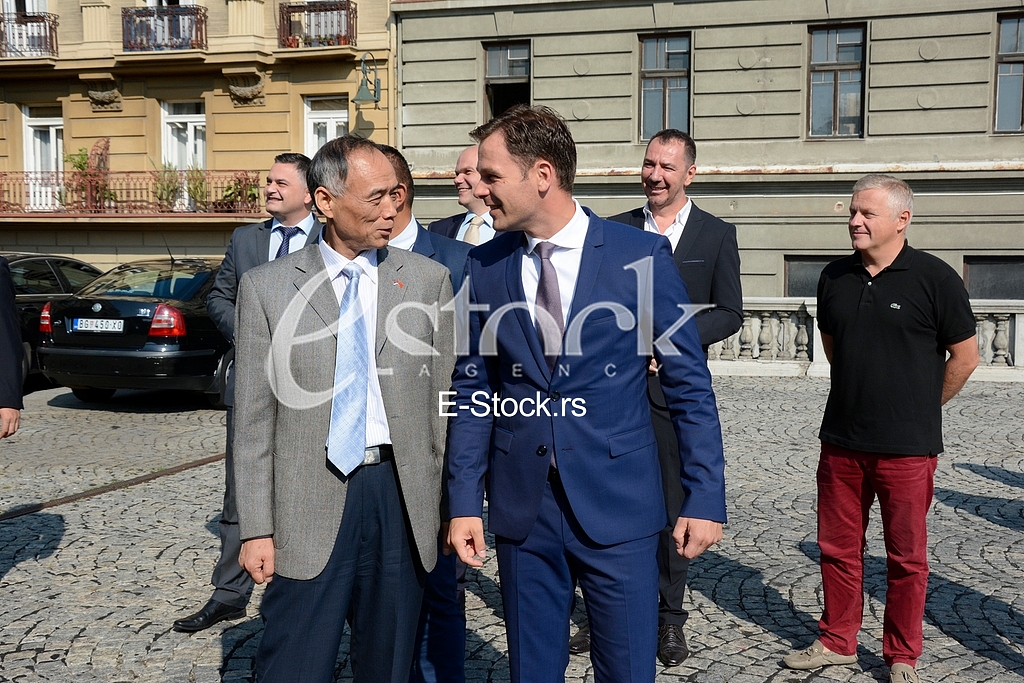 Presentation of city electro buses, major Sinisa Mali and Chinese Ambassador