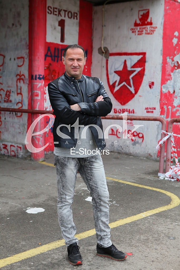 Goran Djorovic(born 11 November 1971 in Pristina) Serbian retired footballer. Mainly a central defender, he could also appear as a left back.