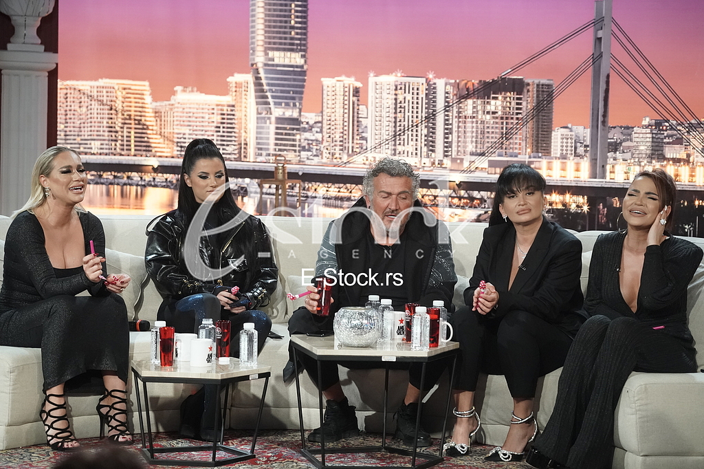Selma Bajrami, Andreana Cekic, Aleksandra Mladenovic, Barbara Bobak, Dragan Marinkovic Maca,