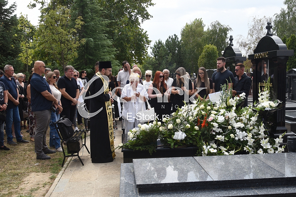 Suzana Jovanovic Danijel Jovanovic Aleksandra Popovic_Pomen Sasa Popovic Suzana Jovanovic Danijel Jovanovic Aleksandra Popovic_Pomen Sasa Popovic