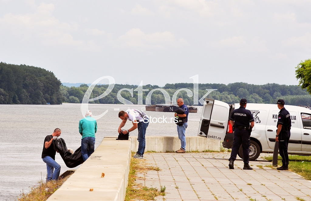 Found a dead body of a girl in Danube river. Pronađen leš devojke u Dunavu
