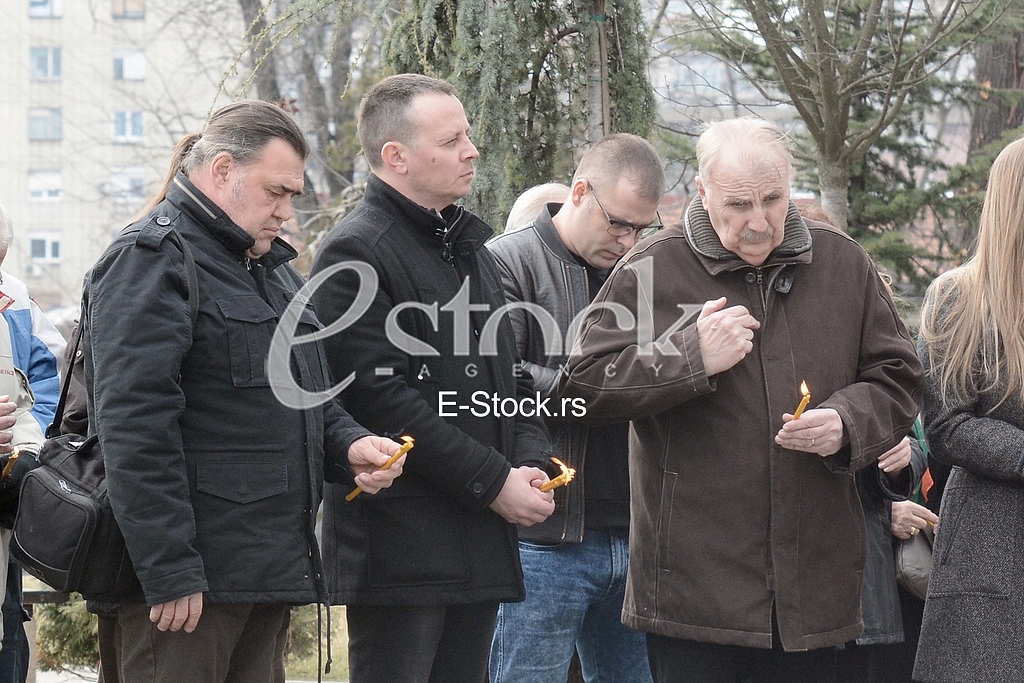 At the cemetery, giving importance to the  singer Miki Jevremovic.