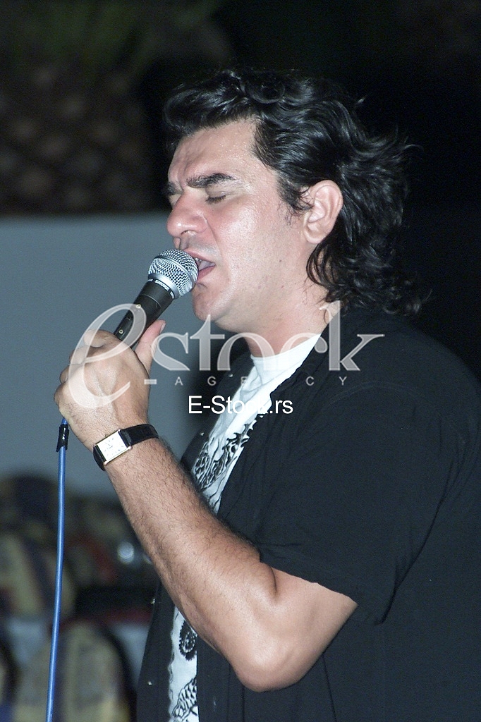 Amir Resic Nino, pevac
