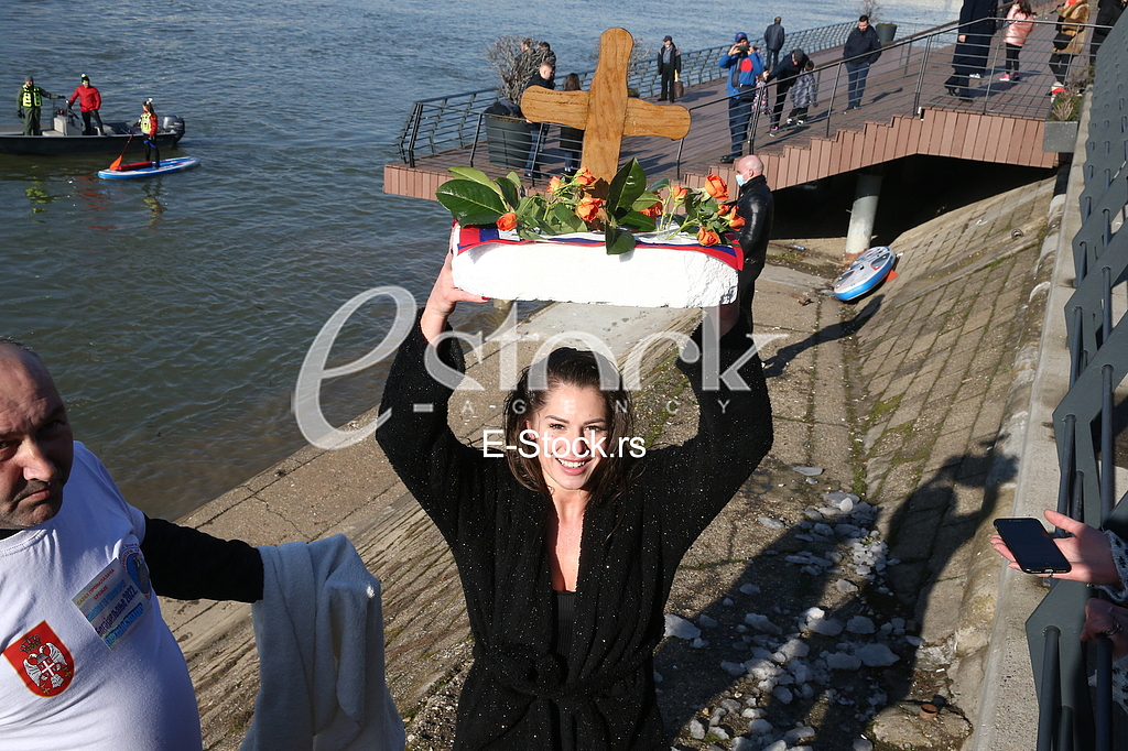 Plivanje za casni krst Beograd Marija Stefanovic