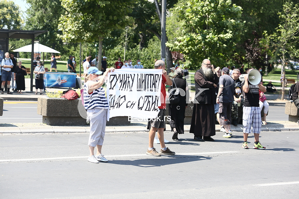 Antonije Davidovic Skupstina Srbije protest