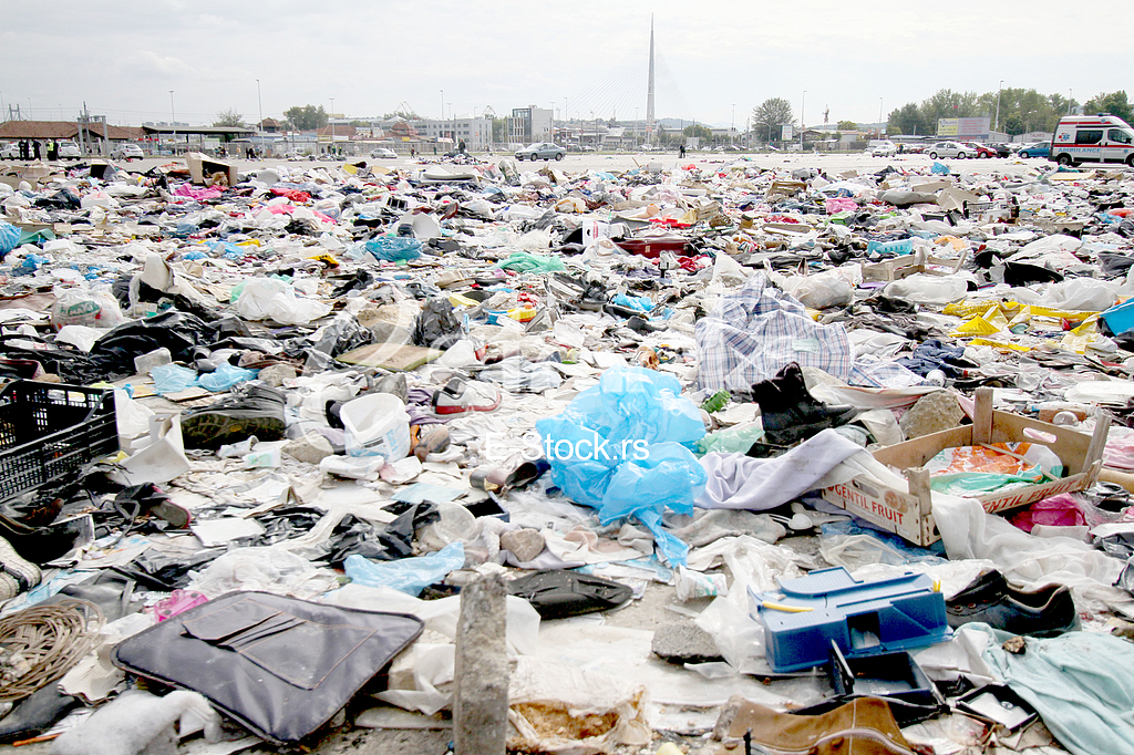 the flea market in New Belgrade