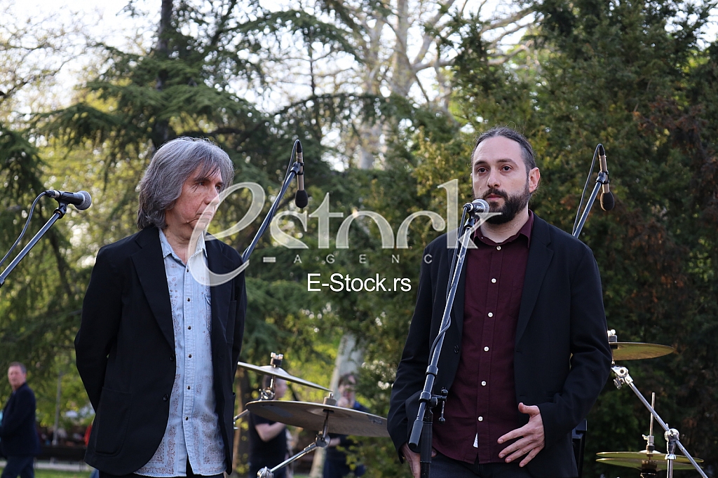 Koja - ja imam sarene oci Koja - ja imam sarene oci