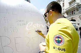 Fans of basketball clubs final four







