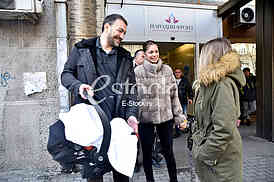 Government Mandic brings a baby from a maternity ward