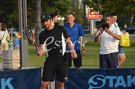 Public tennis hour 