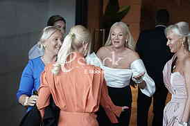 Ilda Saulic, Gordana Saulic i Sanela Saulic cekaju goste