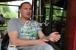 Goran Djorovic(born 11 November 1971 in Pristina) Serbian retired footballer. Mainly a central defender, he could also appear as a left back.