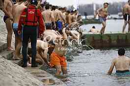 Race for the Holy Cross