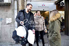 Government Mandic brings a baby from a maternity ward