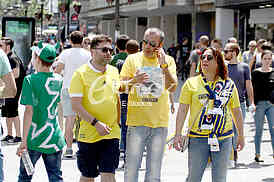 Fans of basketball clubs final four







