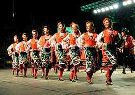 Folklore groups from Bulgaria Student Festival in Nis