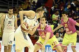 Basketball game