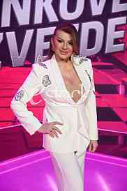 Viki Miljkovic_Pinkove Zvezde