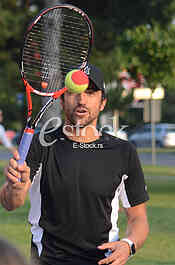 Public tennis hour 