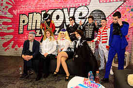 Simanovci studio 6, Pinkove zvezdice, imitacije