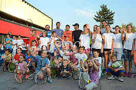 Public tennis hour 