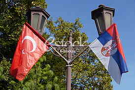 Zastave Srbije i Turske