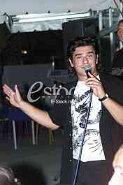 Amir Resic Nino, pevac