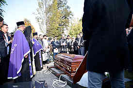 The funeral of actress Milena Dravic
