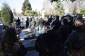 Svetlana Ceca Raznatovic, Veljko Raznatovic, Anastasija Raznatovic i vladika Stefan Saric