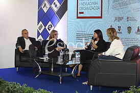 Vlada Arsic Marina Brasic Ivana Milenkovic Elena Srzentic Frleta