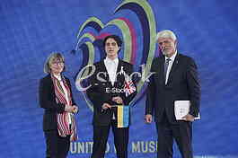 Sian MacLeod San Maklaud, Luka Ivanovic Luke Black i Volodymyr Tolkach Volodimir Tolkac