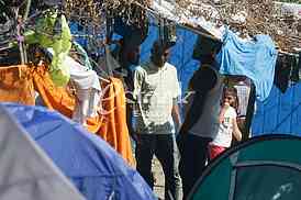 Migrants