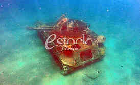 tenk na dnu mora, crveno more , red sea 