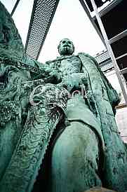 Spomenik knezu Mihailu