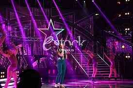 Pinkove zvezdice_photo_e-stock_Katarina Cvijovic