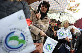 Strike of trade unions of public employees
