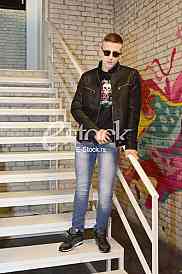 Simanovci studio 6, Pinkove zvezdice, rokeri