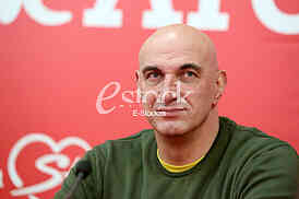 Media conference in Stark arena