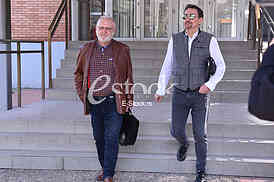  Dragan Kojic Keba came to the hearing at the Third Basic Prosecutor's Office where he was interrogated for having overturned a girl on a pedestrian crossing.
