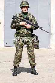 Guide Alexander Ojdanic, Corporal military police barracks Topcider Kosutnjak, military police, army, uniform, full war equipment, army, weapons, a soldier in full battle gear, A trench accessories, M-21A rifle, weapon, helmet, camouflage uniform