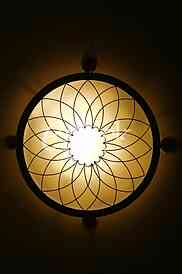 ceiling a chandelier