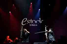 Koncert grupe 2 cellos_Photo e-stock Katarina Mihajlovic