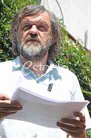  Emir Kusturica, Press conference about fourth music festival 