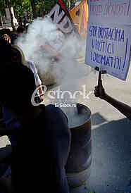 protest in front of the city assembly regarding landfill in Vinca, organization 