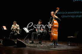 Gorka Hermosa i Malandro klub koncert