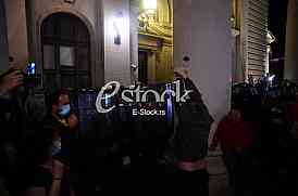 Protest ispred Skupstine Srbije