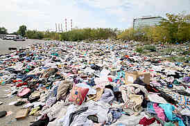 the flea market in New Belgrade